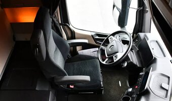 Mercedes Benz Tahač návěsu Actros 1853 2021 - 8