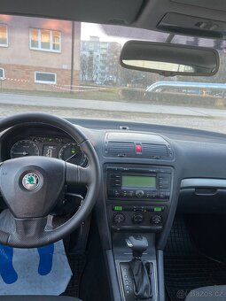 Skoda octavia 2 combi 2.0tdi dsg - 8