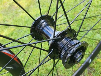 FULCRUM RACING 818 - 8