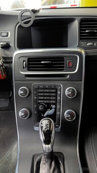 Volvo V60, D4 diesel, automat - 8