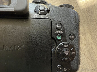 Panasonic Lumix DMC-G80 + 2 objektivy a příslušenství - 8