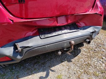 Mazda 2 - 8
