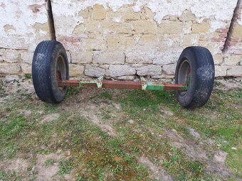 Náprava z kombajnu na brambory - 8