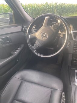 Mercedes Benz E-Classe W212 - 8
