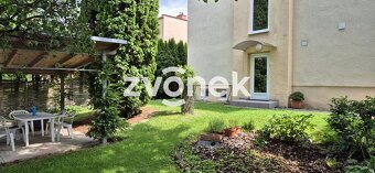 1/2 rodinného domu se zahradou Zlín - Kostelec - 8