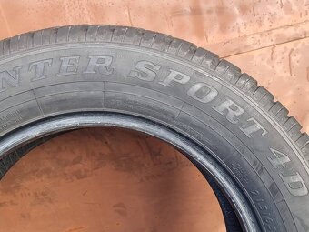 Zimní Dunlop 215 65 16 - 8