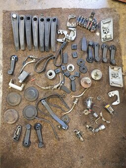 Trabant konvolut dílů - 8