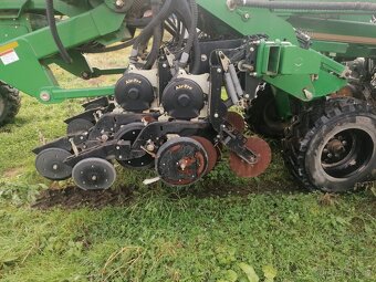 Great Plains YP-30A Yield-Pro - 8