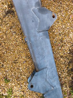 Výložník unc 060, 750 - 8