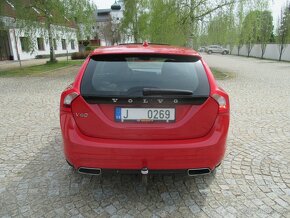 V60 Maxi výbava +šíbr Nově STK do 2026 - 8