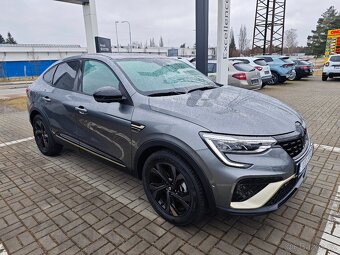Arkana engineered 1.6E-Tech full hybrid145 69kW referenční - 8