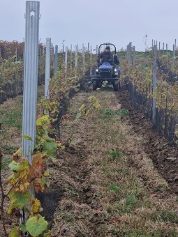 Malotraktor Farmtrac 26 4WD širší radiálky - 8