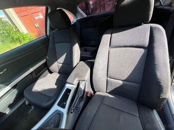 BMW E92 325i - 8