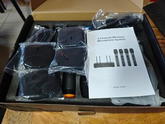 Přenosný 4kanálový bezdrátový mikrofonní systém LiNKFOR UHF - 8