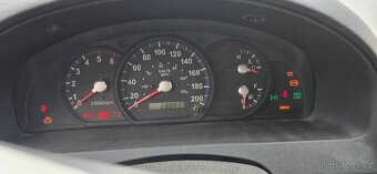 Kia Sorento 2.5CRDI 103kw rok-2005 - 8