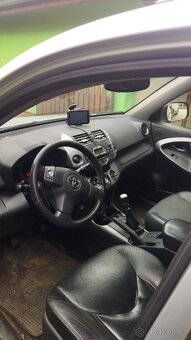Prodám Toyota RAV4 - 8