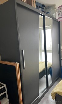 Velká šatní skříň - Sconto nábytek - 8