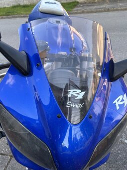 Yamaha R1 1999 - 8