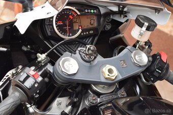 SUZUKI GSX-R 600, L5 - 8