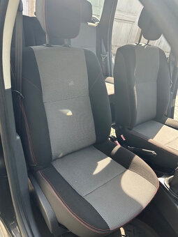 Dacia Duster 1,5 dCI 81kw 4x4 - 8