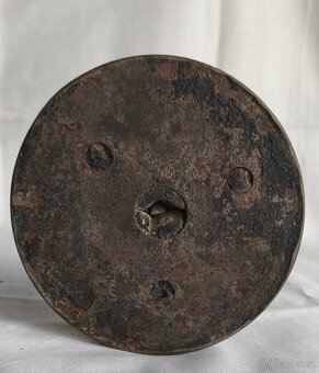 dva starožitné svícny - 8