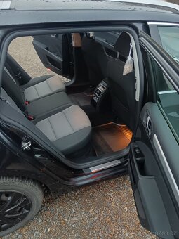 Prodám Škoda Superb II Kombi - 8