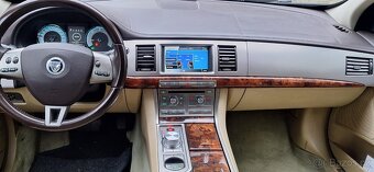 Jaguar XF, Jaguar XF 3.0D - 8