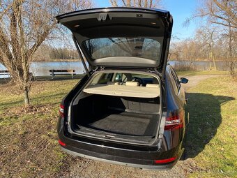 Škoda Superb Combi DSG L&K 140 kW (10_2015) TOP Výbava - 8