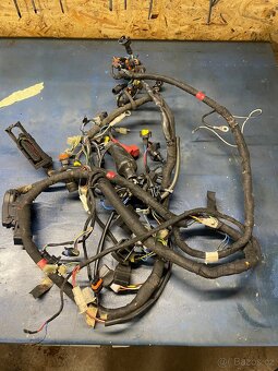 Aprilia Tuono 1000 2007 - 8