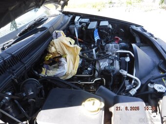 Prodám Jeep Grand Cherokee r.v.2005 4,7 V8 - 8