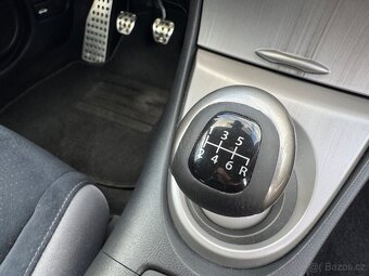 Prodám Honda Civic 8g UFO 1,8 103kw benzín 195xxx km - 8