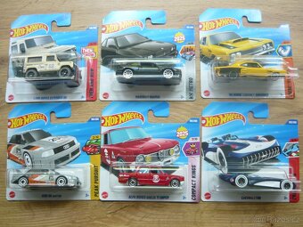 AUTÍČKA HOT WHEELS - 8