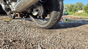 YAMAHA FJR 1300 - 8