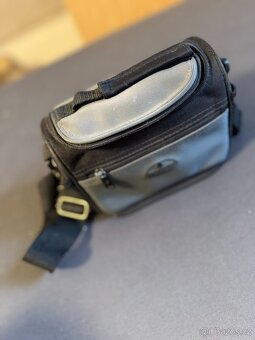 Bezzrcadlovka Sony Alpha 6300 + 3x objektiv + příslušenství - 8