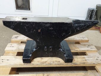 Kovářská kovadlina 80kg - nová - uloženka - 8