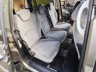 Citroen C8  2.0hdi - 8
