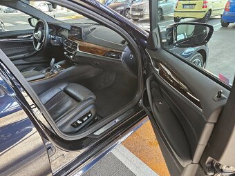 BMW Řada 5, 540d x-drive 235kw M-paket - DPH - 8