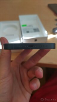 Apple iPhone 13 128GB Blue,skvělý stav,baterie97%,zár.12mes - 8