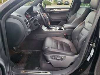 Volkswagen Touareg 3.0TDi 180kWEXECUTIVEPANORAM - 8