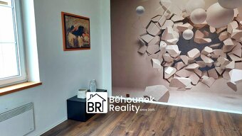 Mezonet  3+1 109 m², zahrada s pergolou a krbem, garáž na uz - 8