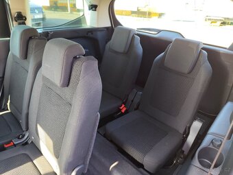 Peugeot 5008. 2.0HDI.110kw.R.V.4/2016.Panorama.7míst - 8
