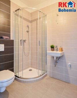 Prodej rodinného domu 5+kk s garáží, parkovacím stáním a zah - 8