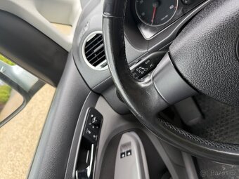 Vw Caddy STYLE 1.9tdi 77kw ,alu,park.senzor 7.míst - 8