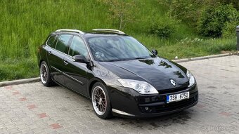 Renault Laguna GrandTour 2.0dCi 127kw - 8