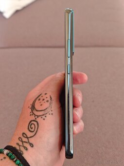 Samsung s22 + - 8