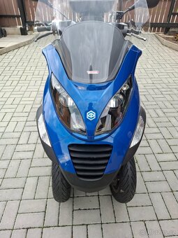 Piaggio MP3 400 i.e. - 8