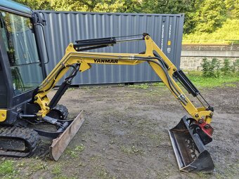 Minibagr Yanmar SV18 - 8