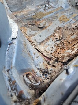 Projekt Ford Sierra Turnier 4x4 2.0 DOHC (2ks) - 8