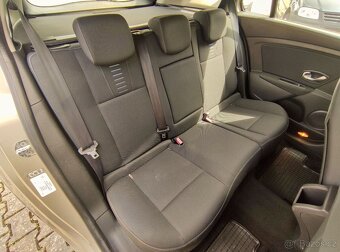 RENAULT MEGANÉ III 1.6i 16V COMBI,ALU,KLIMA,MFV,BC - 8