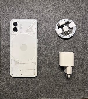 NOTHING PHONE (2) 5G - 8